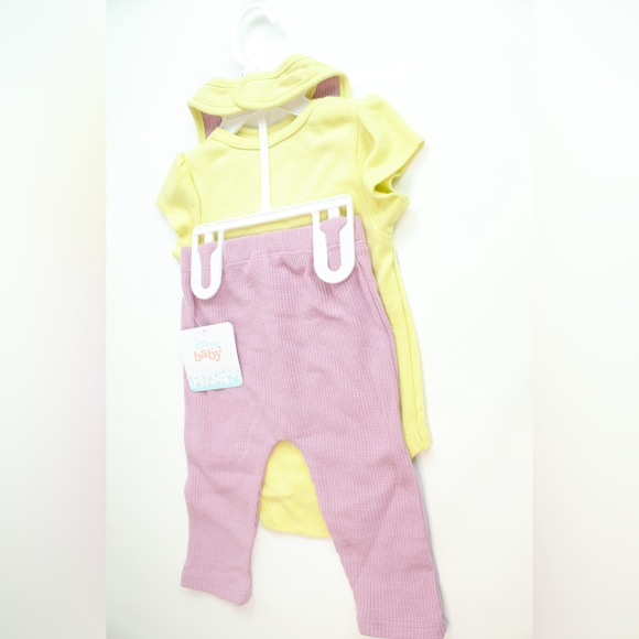 Disney Pink & Yellow Mickey Mouse and Minnie Mouse 3pc Set Size 6-9mo. - NEW - Picture 5 of 5